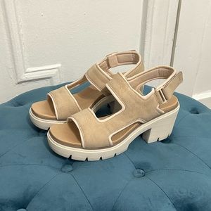 Dr. Scholl’s Ankle Strap Sandals - Almost There - size 9.5
